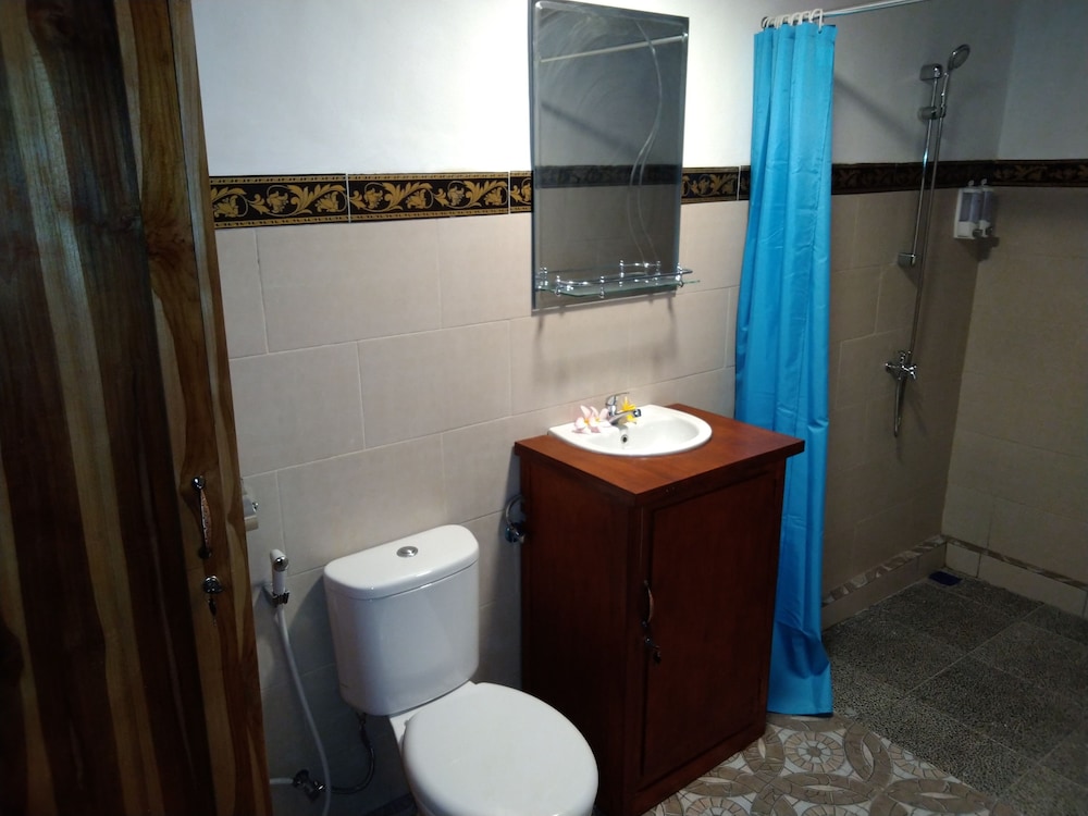 Standard Twin Room photo 2
