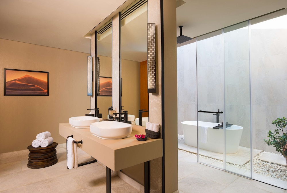 Villa, 1 King Bed (Pool) - Photo 7
