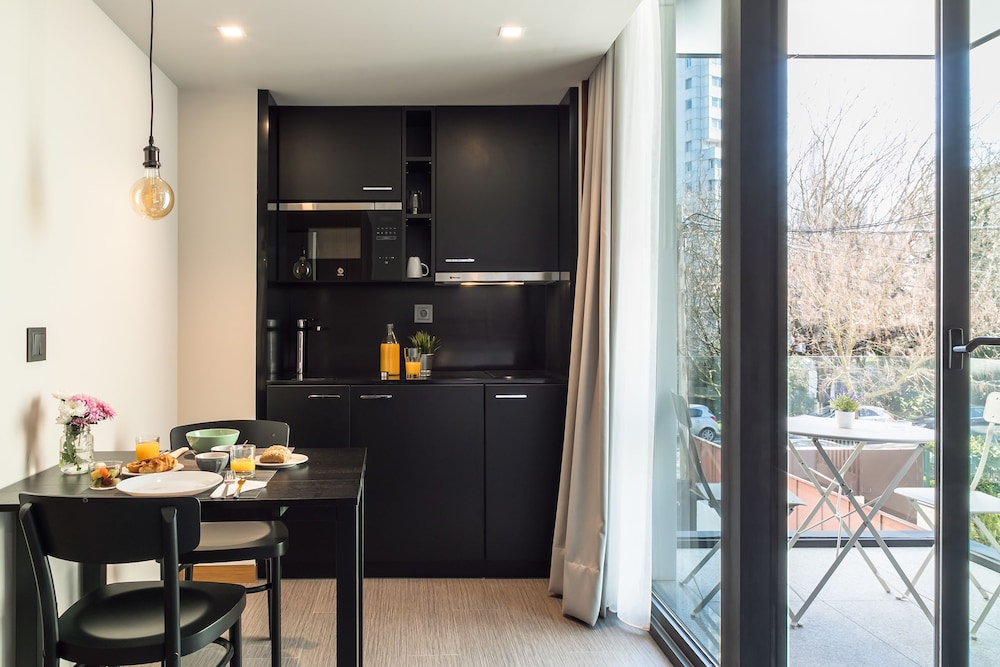 Studio, Balcony (Double) - Photo 2