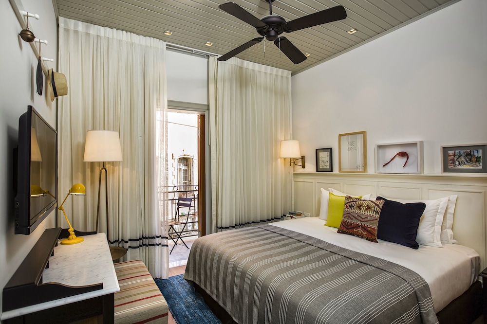 Standard Double or Twin Room, Balcony photo 1