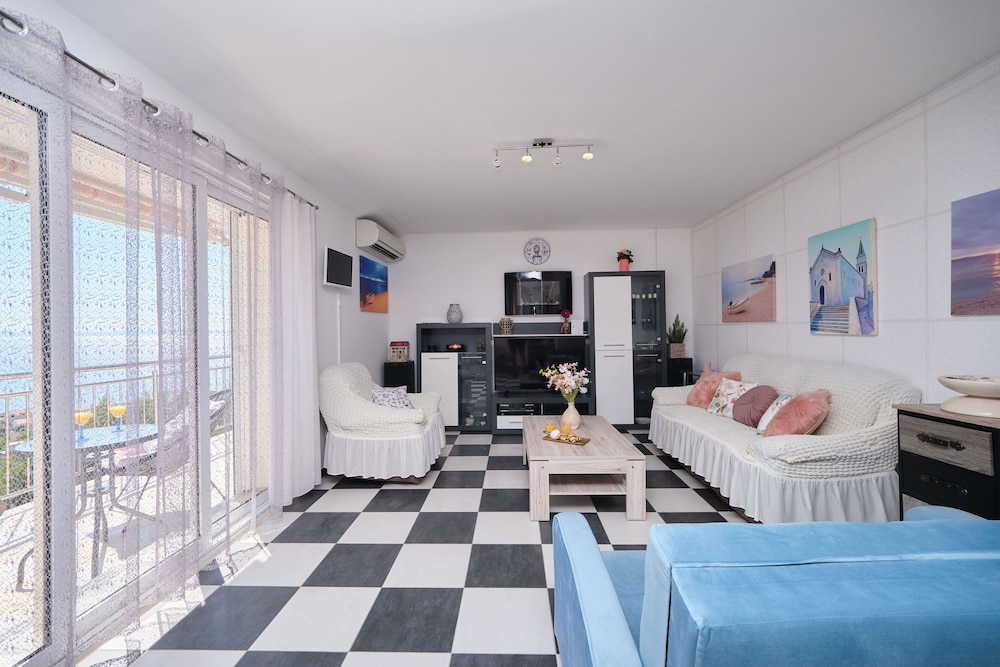 Deluxe Apartment, 1 Bedroom, Balcony, Sea View