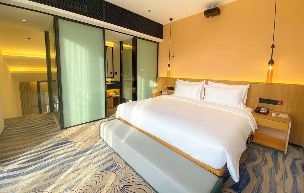 Suite, 1 Bedroom photo 2