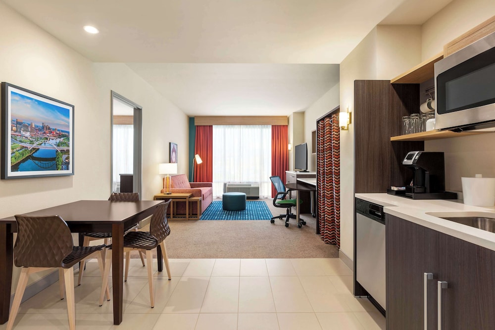 Studio, 2 Queen Beds, Accessible, Bathtub (Mobility & Hearing)
