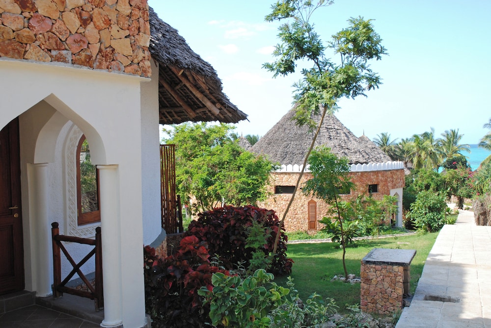 Standard Room, Garden View (Pwani)