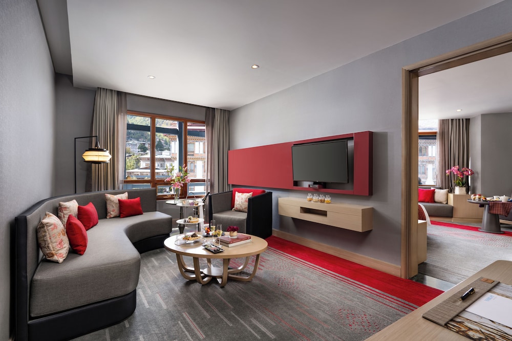 Suite (SeleQtions) photo 3