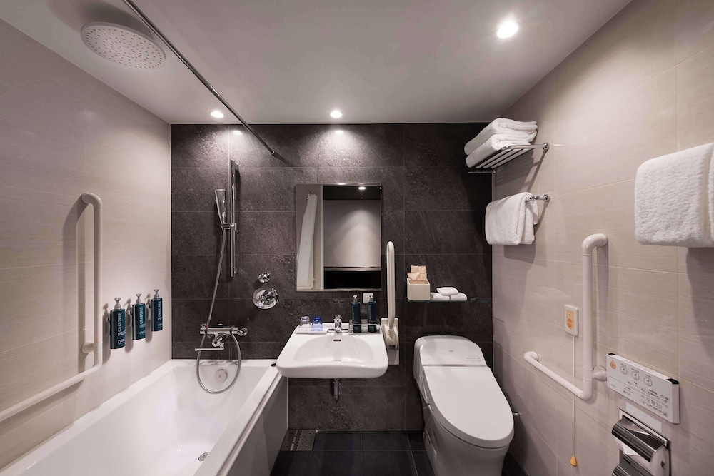Room, Multiple Beds, Accessible photo 3