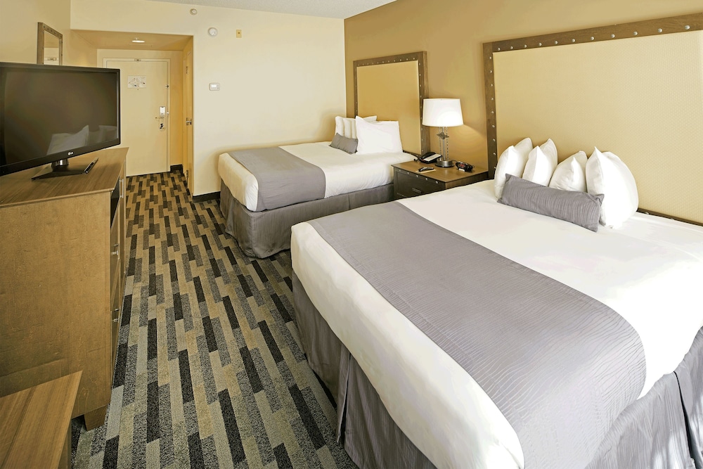 Standard Room, 2 Queen Beds - Photo 5