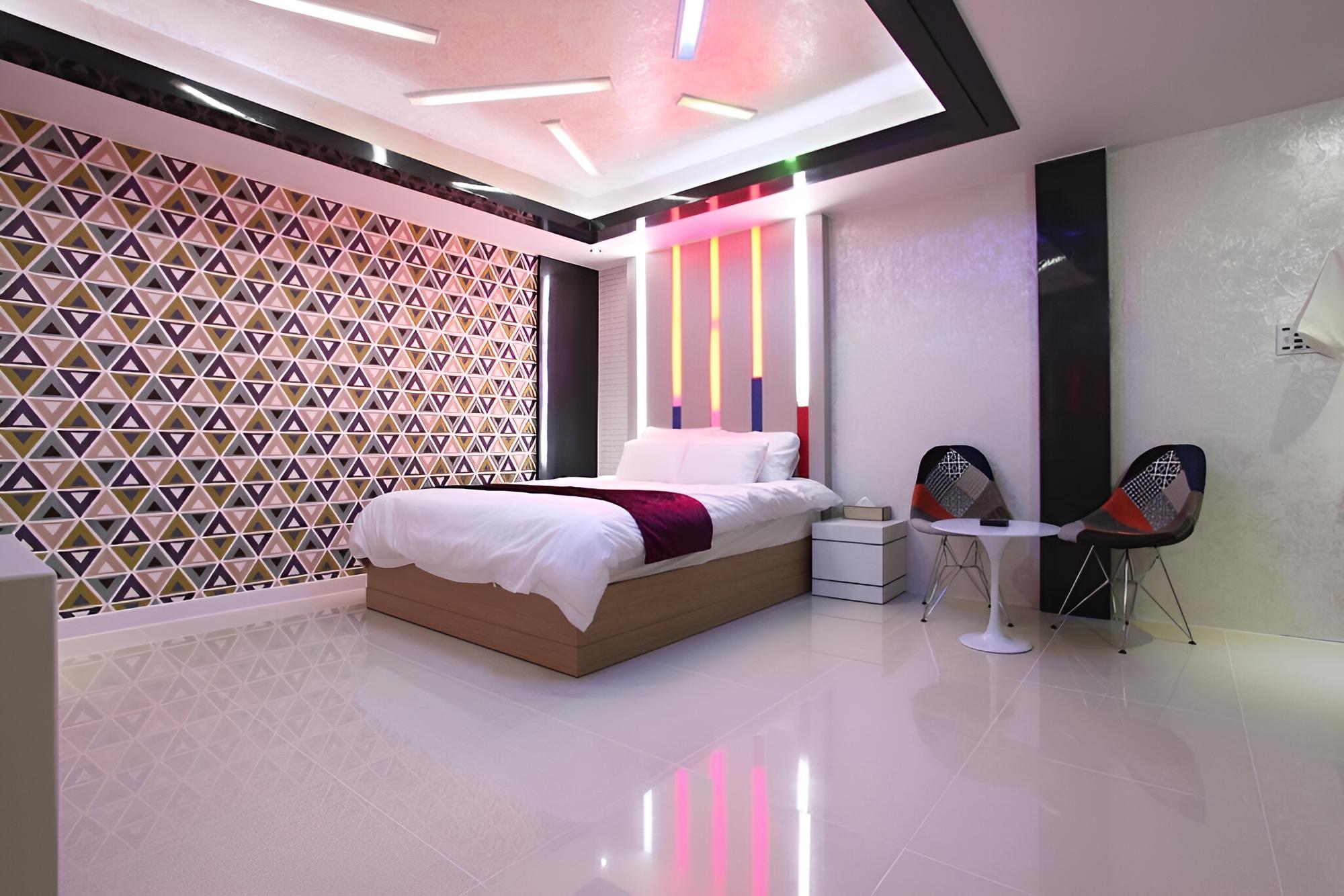 Room (Special Room - Game Room 2 PCs (PUBG ) - Photo 1