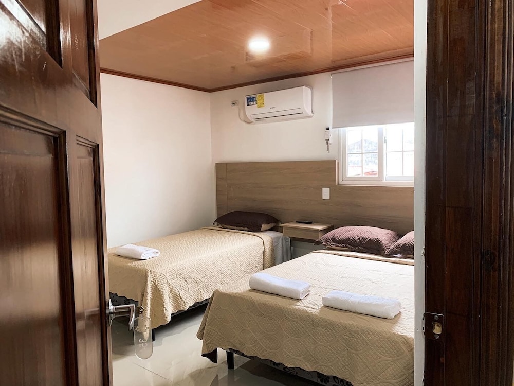 Double Room, 2 Twin Beds photo 2