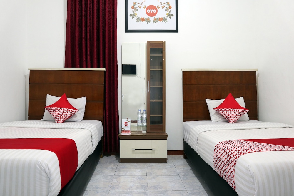 Deluxe Twin Room photo 2