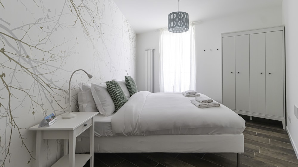 Apartment (3 Bedrooms)