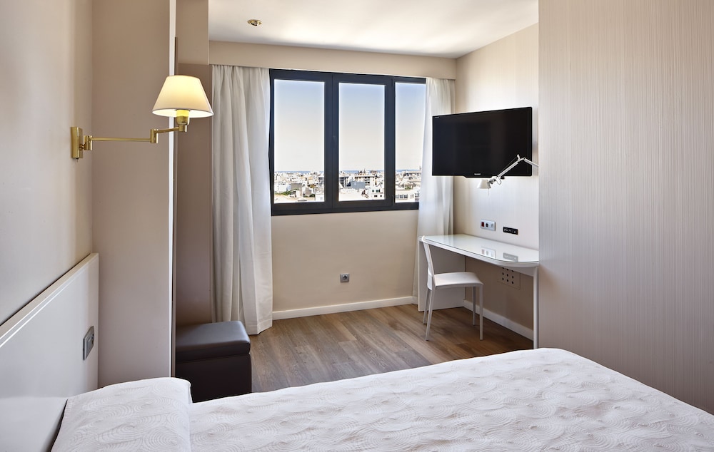Premier Double or Twin Room (Cathedral view)