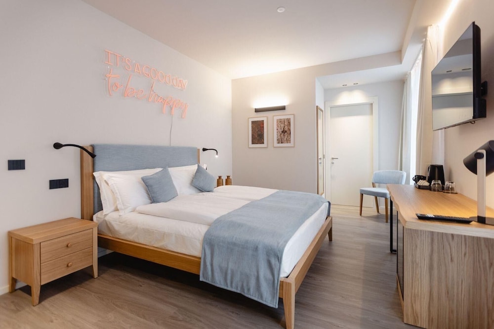 Superior Double Room, Mountain View photo 1