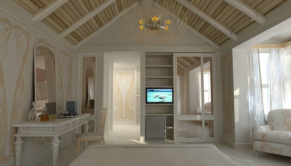 Exclusive Double Room, Pool View