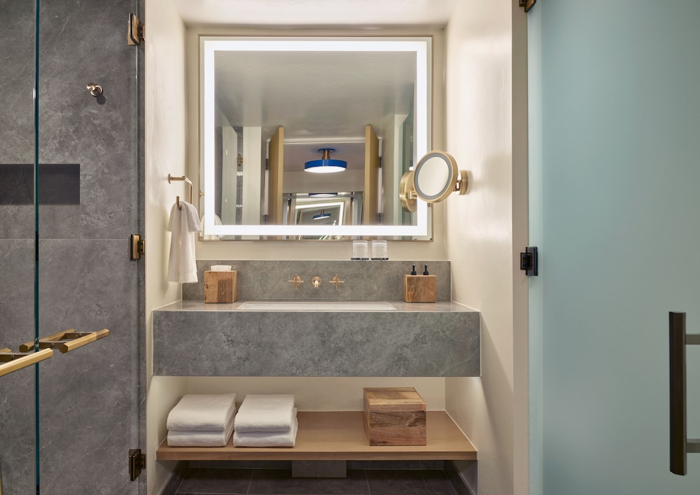 Penthouse, 2 Bedrooms (Suite) - Photo 5