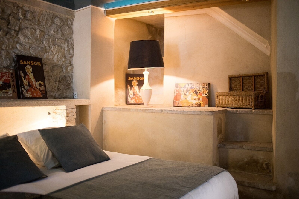Deluxe Suite - Photo 14