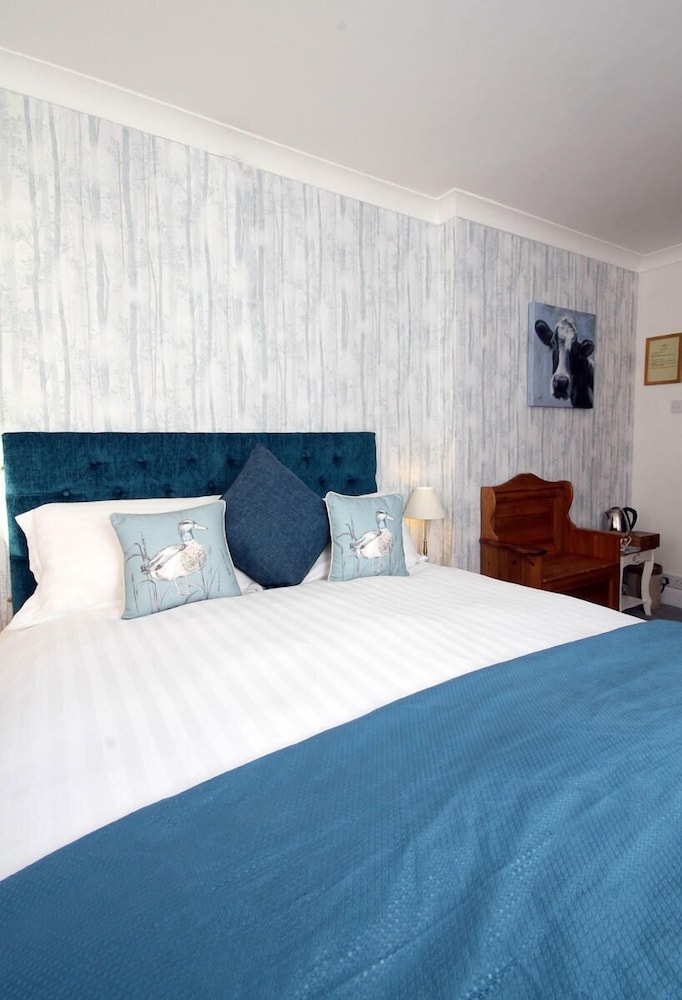 Superior Double Room, Ensuite - Photo 2