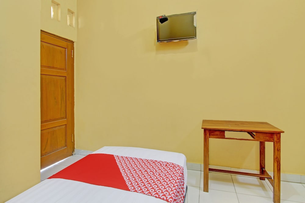 Standard Twin Room - Photo 5