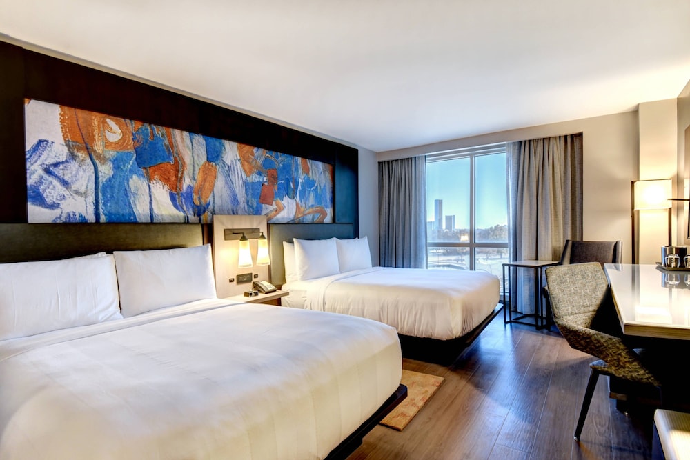 Club Room, 2 Queen Beds - Photo 1