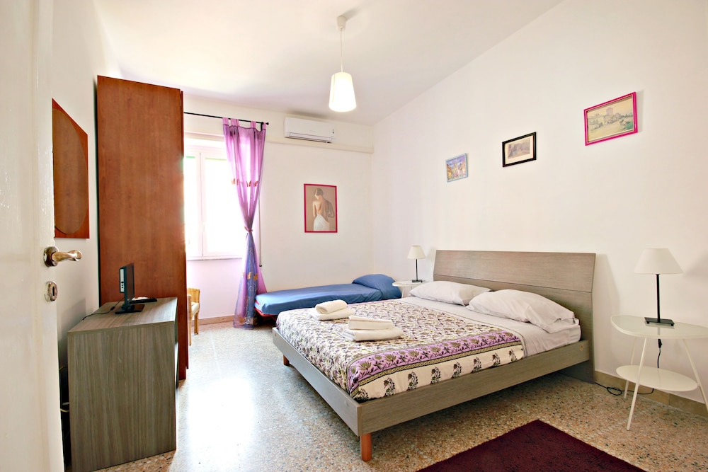 Double Room, Private Bathroom (external)