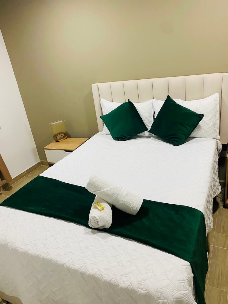 Basic Triple Room photo 1