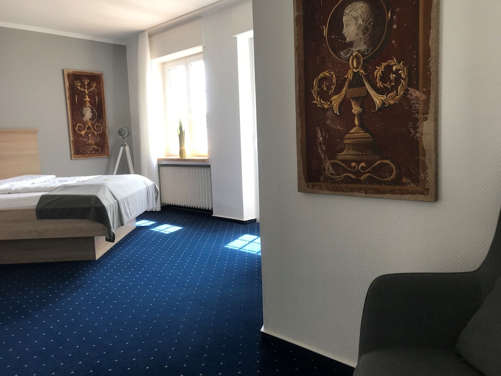 Comfort Double Room, Balcony - Photo 9