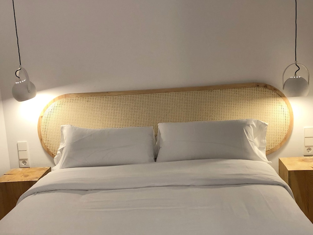 Basic Double Room photo 3