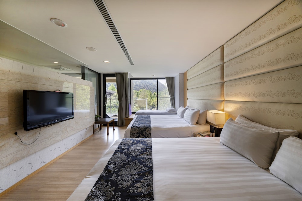Quadruple Room photo 2