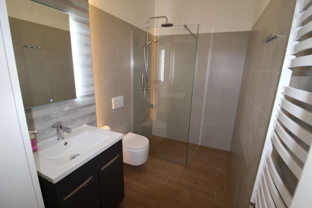 City Apartment (number 002) photo 2