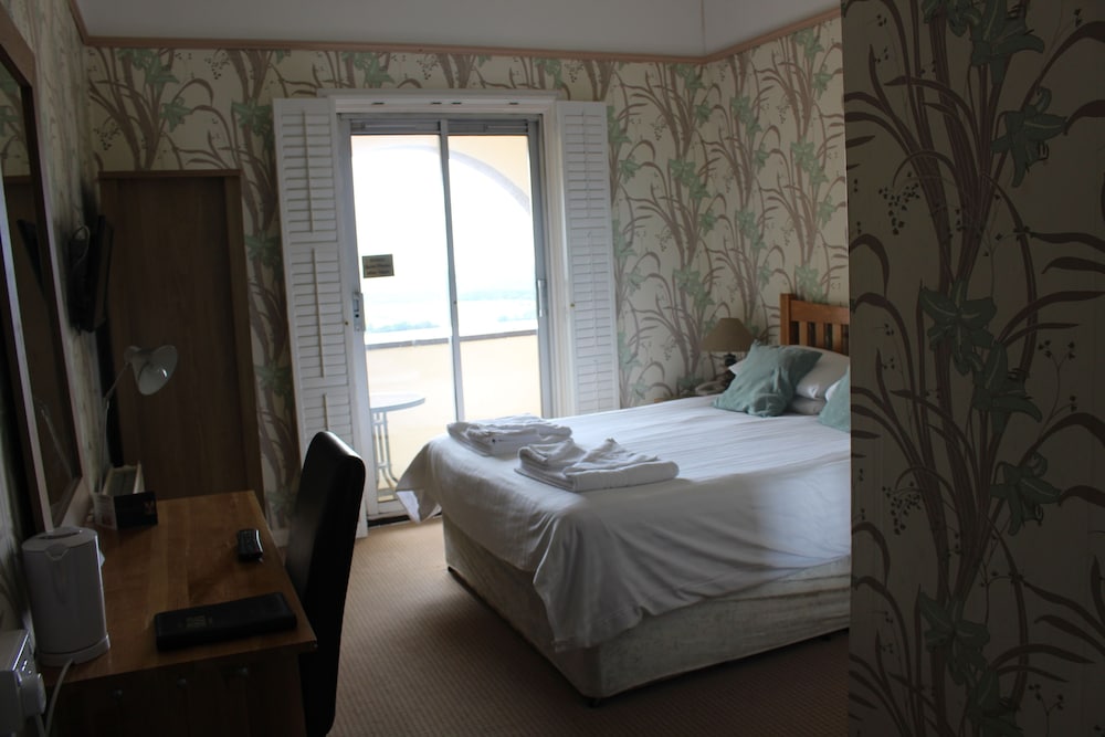 Standard Double Room - Photo 6