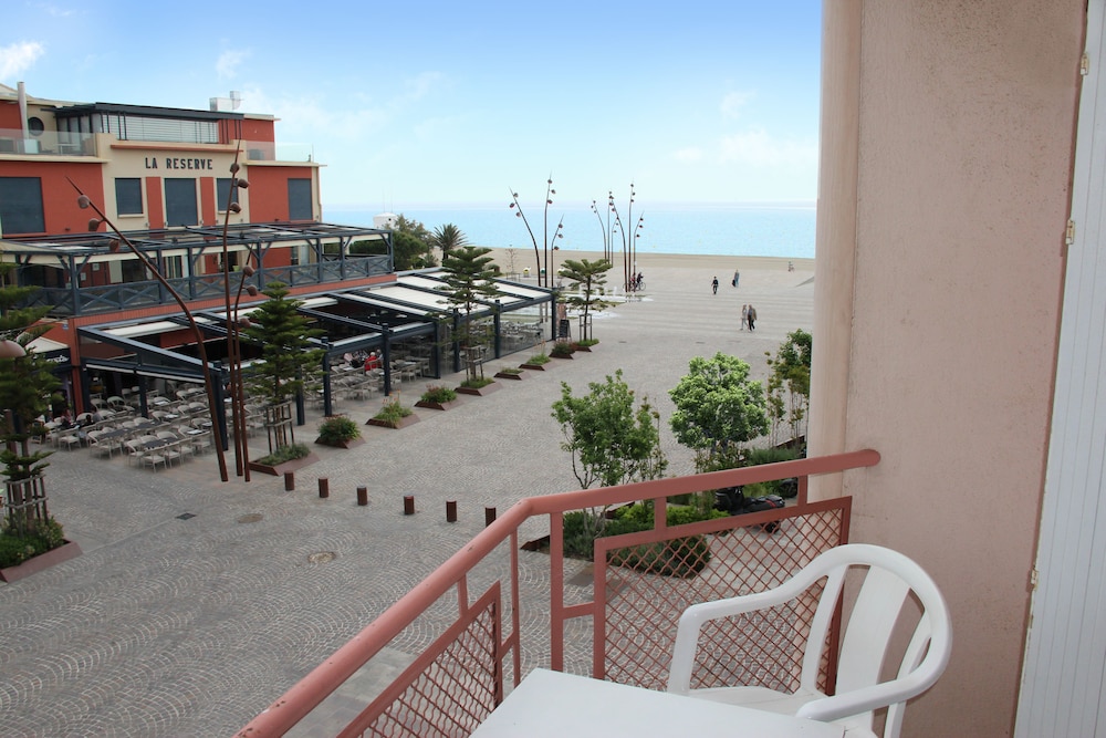Double Room, Balcony, Sea View photo 3