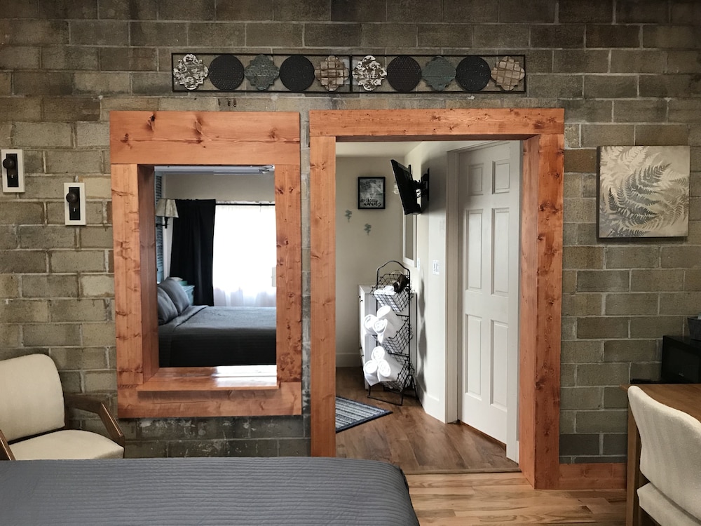 Magnolia Suite photo 2