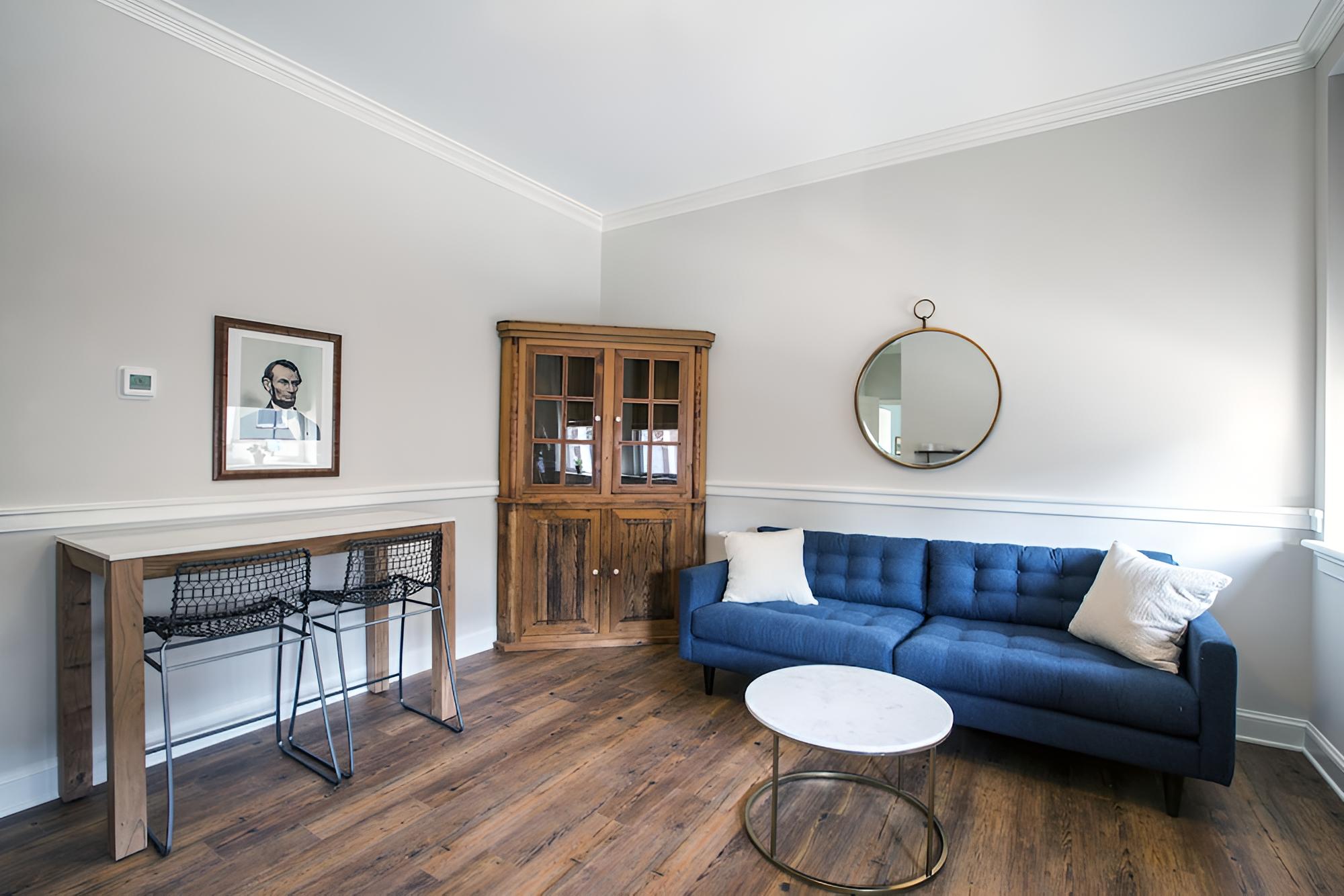Lydia Hamilton Suite photo 3