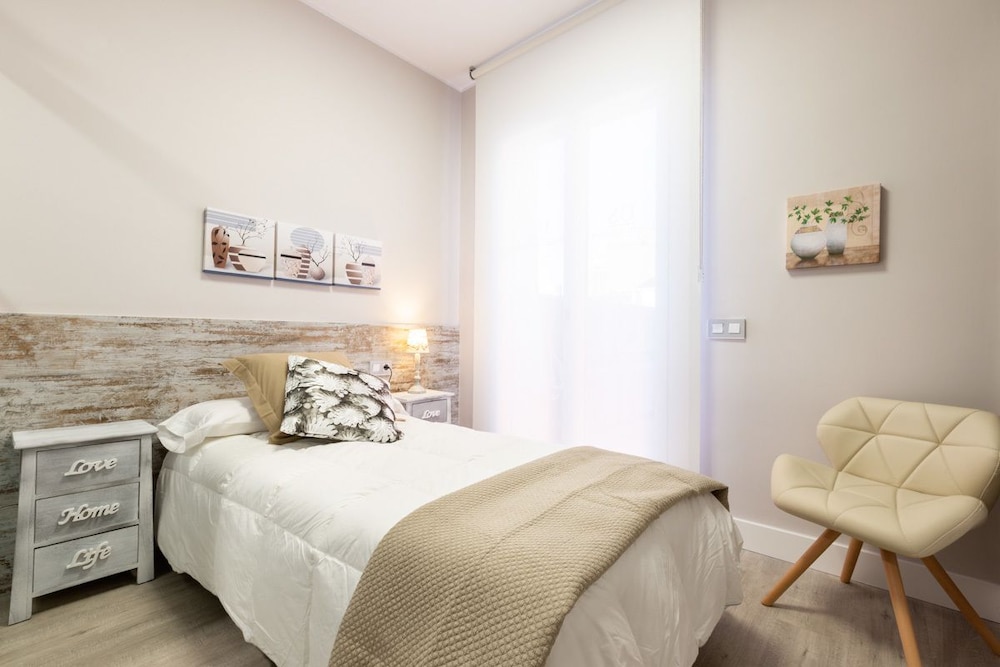 Basic Single Room, Terrace (Torre de l'aigua)