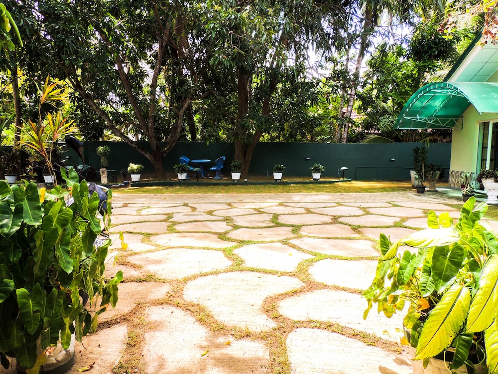 Deluxe Double Room, 2 Bedrooms, Garden View photo 3