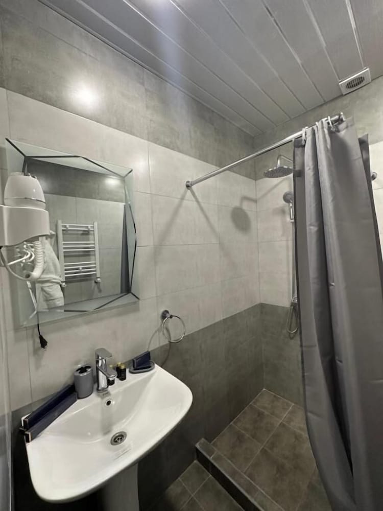 Double Room with 2 Seperate Beds