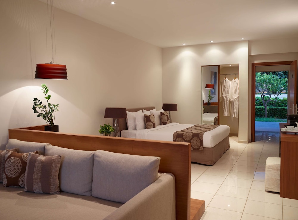 Grand Suite, Sea View (Beachfront Swim Up)