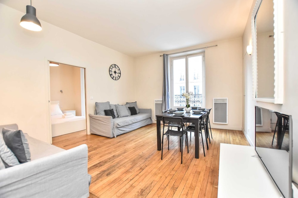 City Apartment photo 1