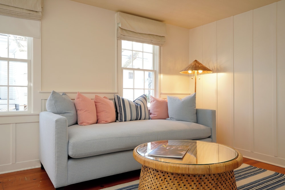 Grand Studio Suite photo 3