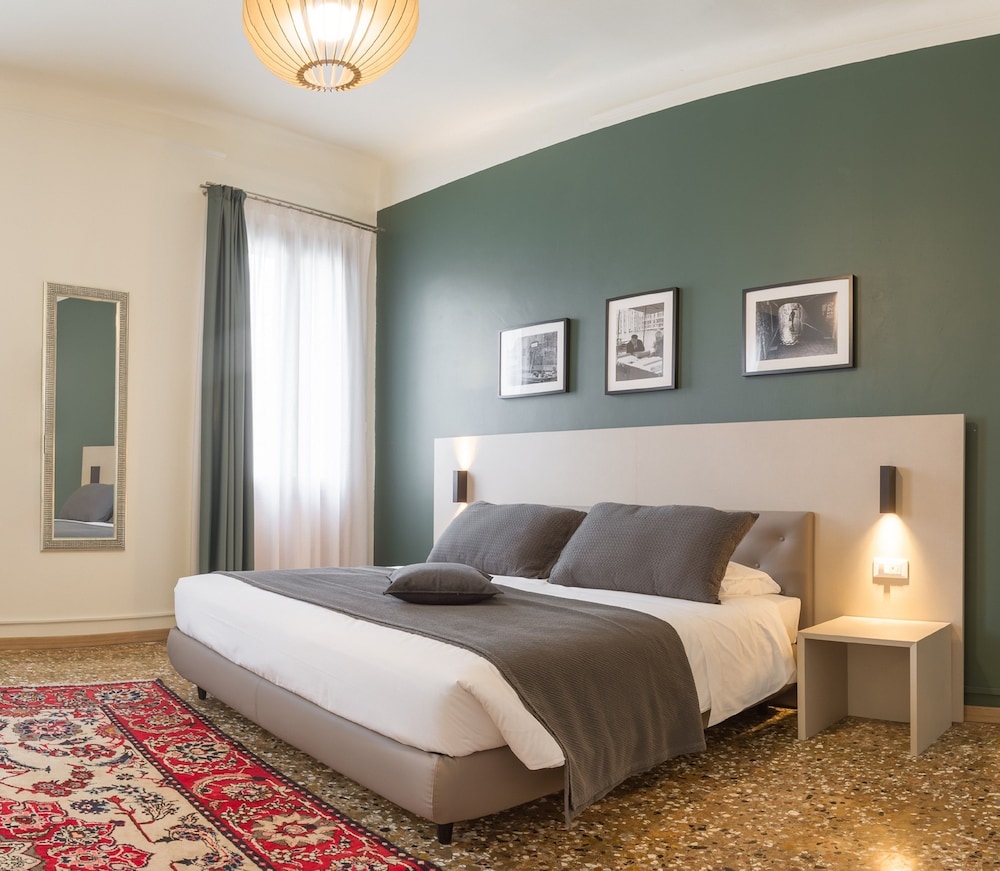Suite, 1 Bedroom, Grand Canal View photo 1