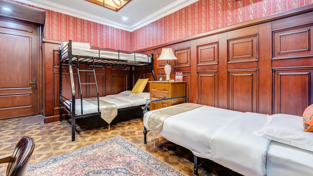 Traditional Family Room (Mainland-Chinese Citizen Only) photo 1