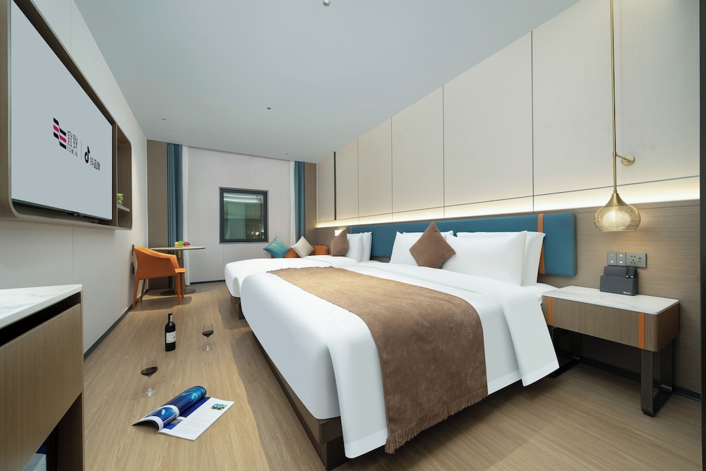 Basic Twin Room