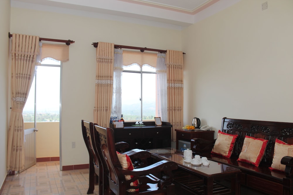 Junior Room, 1 Bedroom, Bathtub, Mountain View photo 3