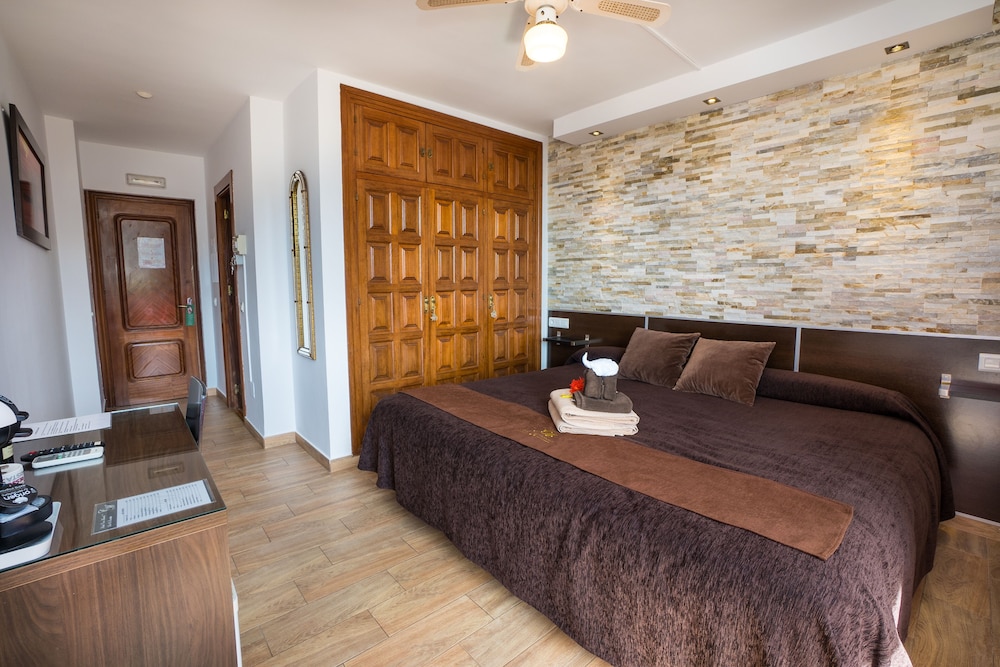 Double or Twin Room, Terrace, Ground Floor