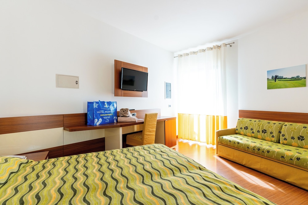 Standard Double Room - Photo 3