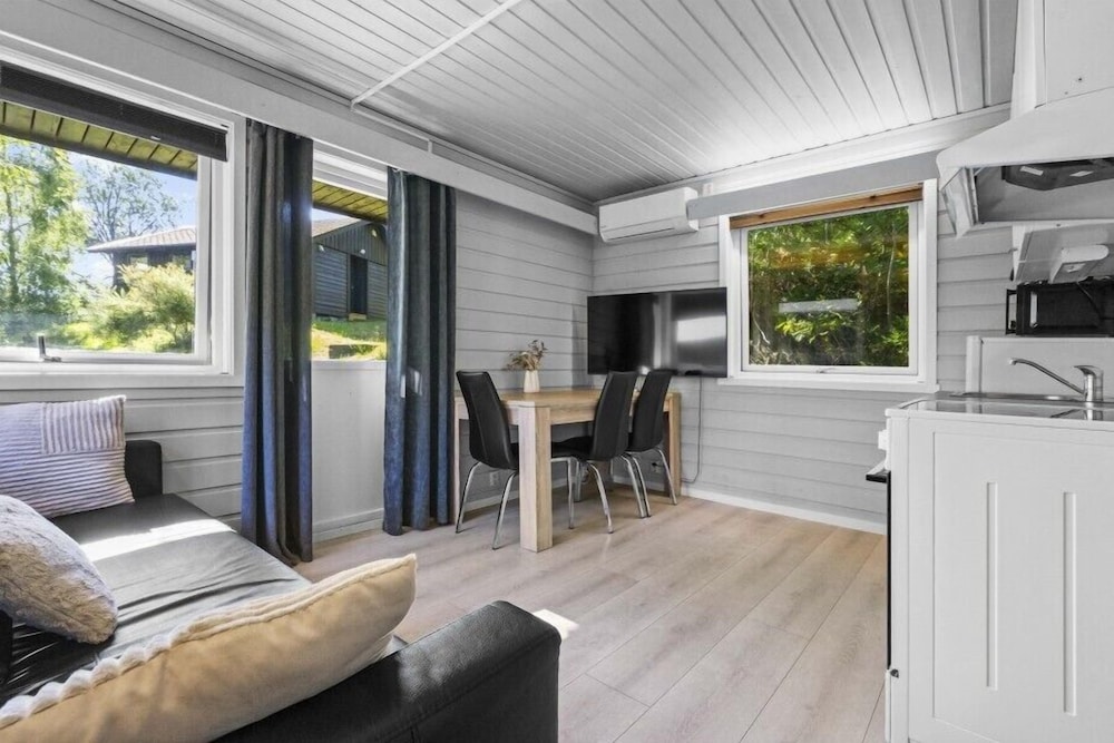 Junior Bungalow, Balcony, Garden View