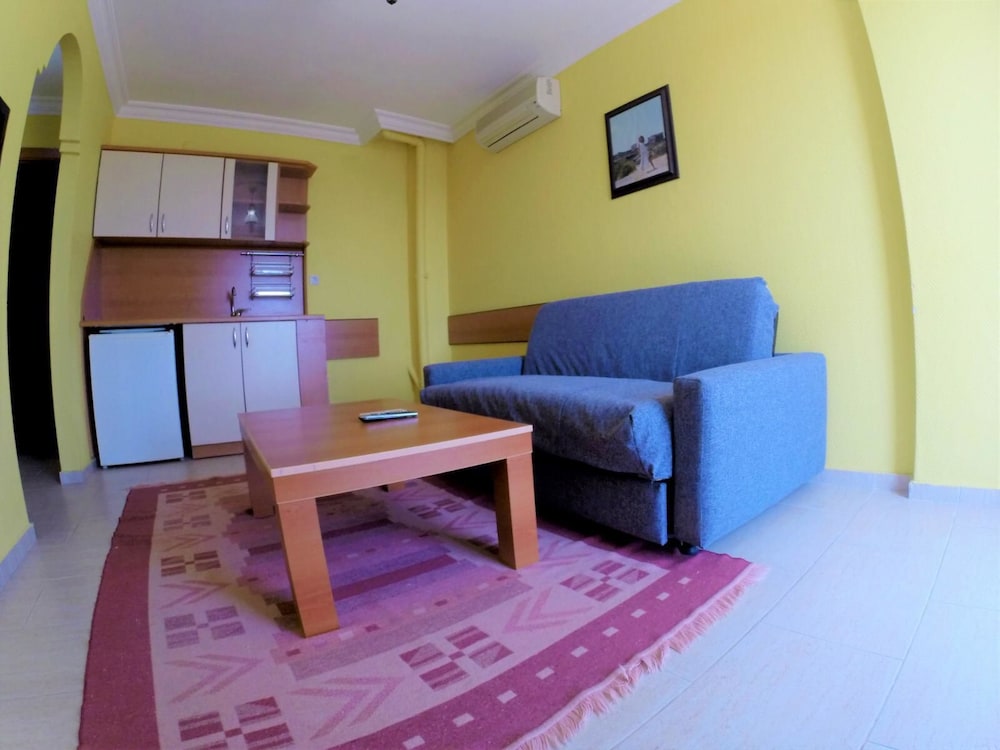 Business Double or Twin Room, 1 Bedroom, Garden View photo 2