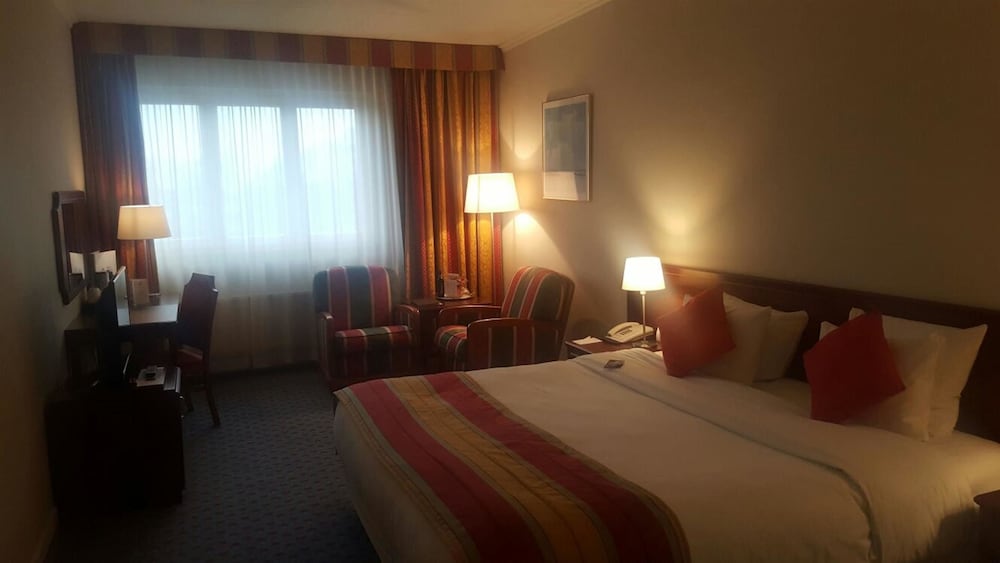 Standard Room, 1 Double Bed, Non Smoking - Photo 1
