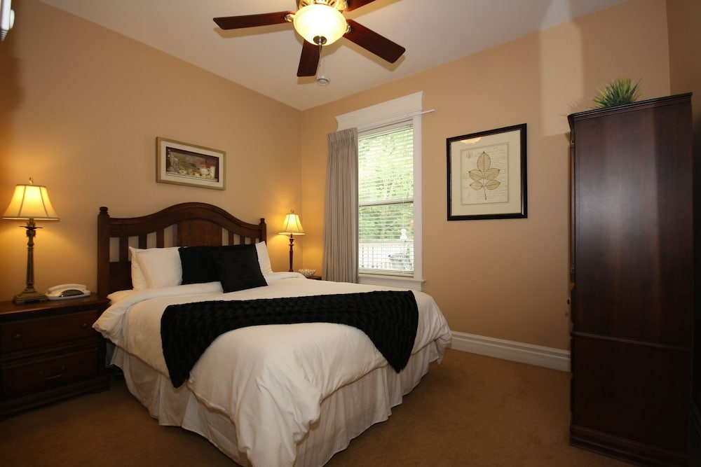 Furnished Apartment (103)