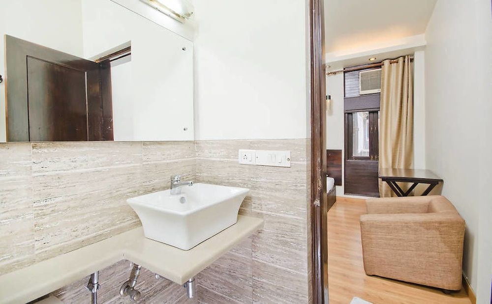 Deluxe Room - Photo 2